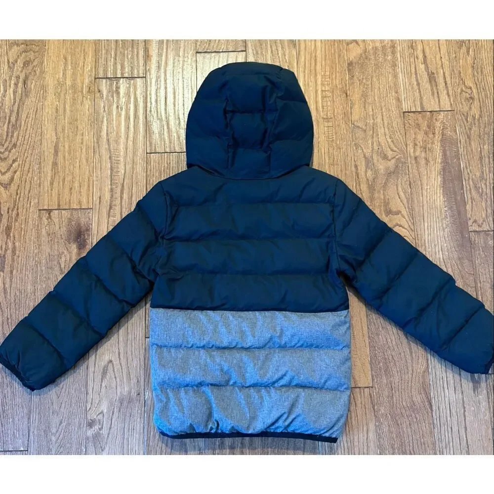 Under Armour black and grey hooded puffer jacket size 6